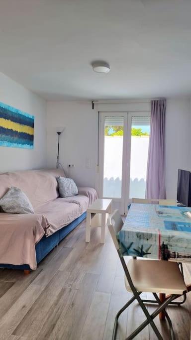 Apartamento Privado Con Jardin, Piscina Elevada Y Bbq Chiclana de la Frontera Dış mekan fotoğraf