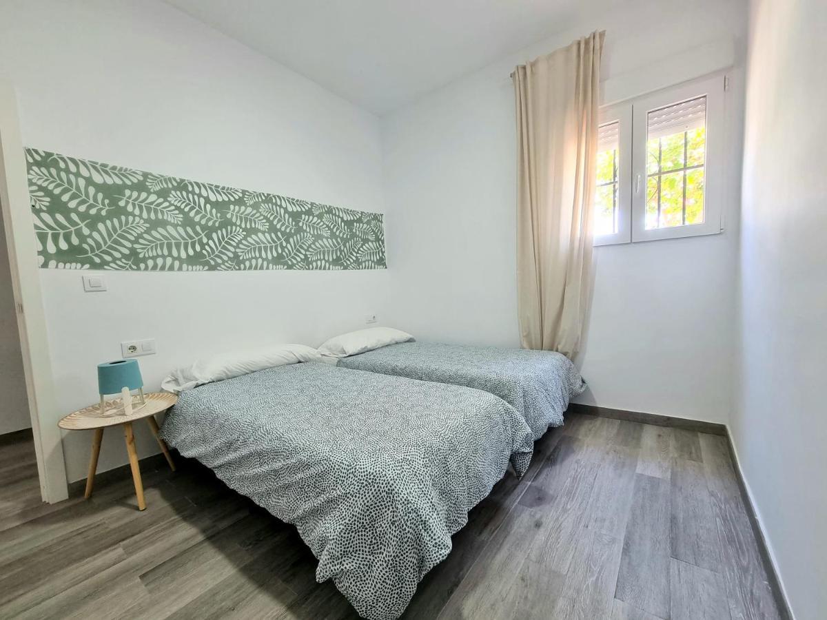 Apartamento Privado Con Jardin, Piscina Elevada Y Bbq Chiclana de la Frontera Dış mekan fotoğraf